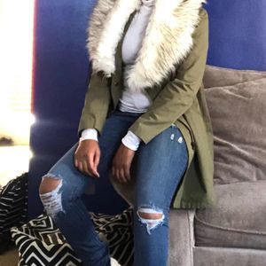 Meet your Posher, Andrea